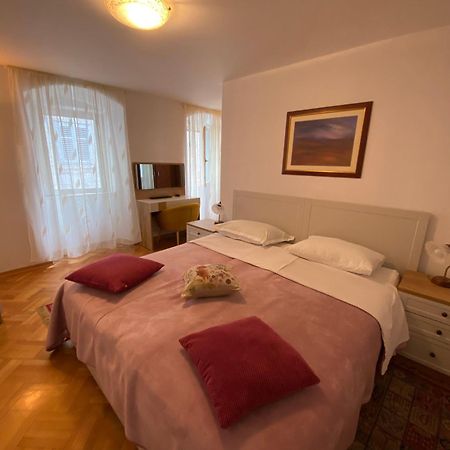 Rooms Base Сплит Екстериор снимка