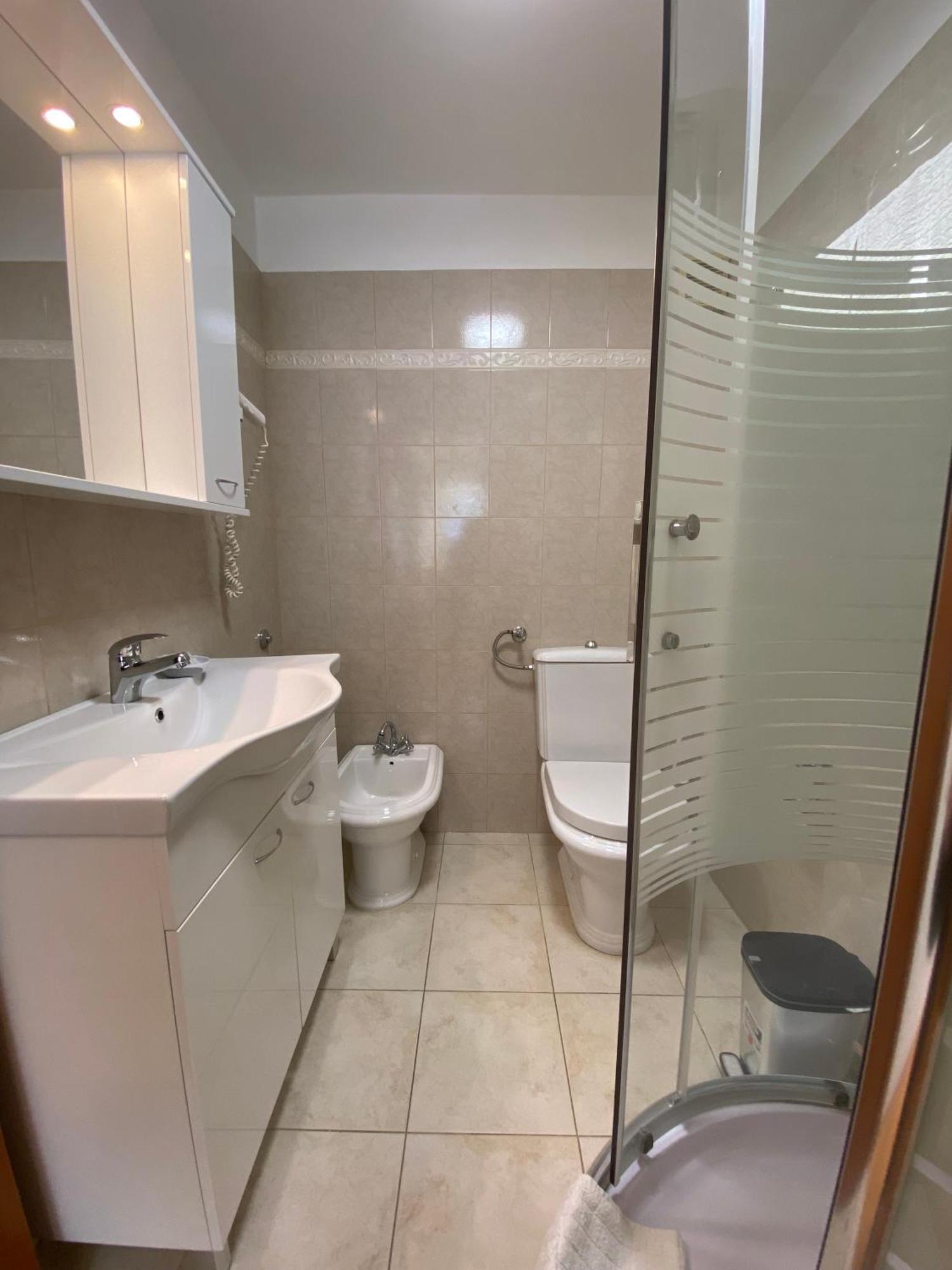 Rooms Base Сплит Екстериор снимка